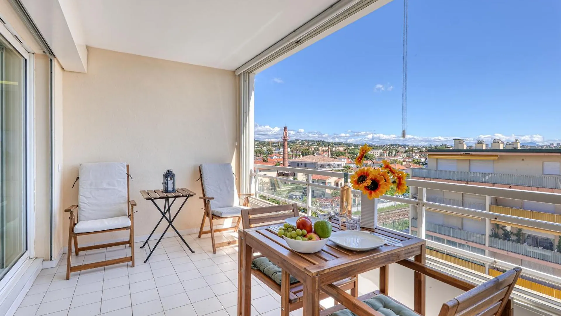 Port Azur Sea View - Happy Rentals Golfe-Juan 0*,  France
